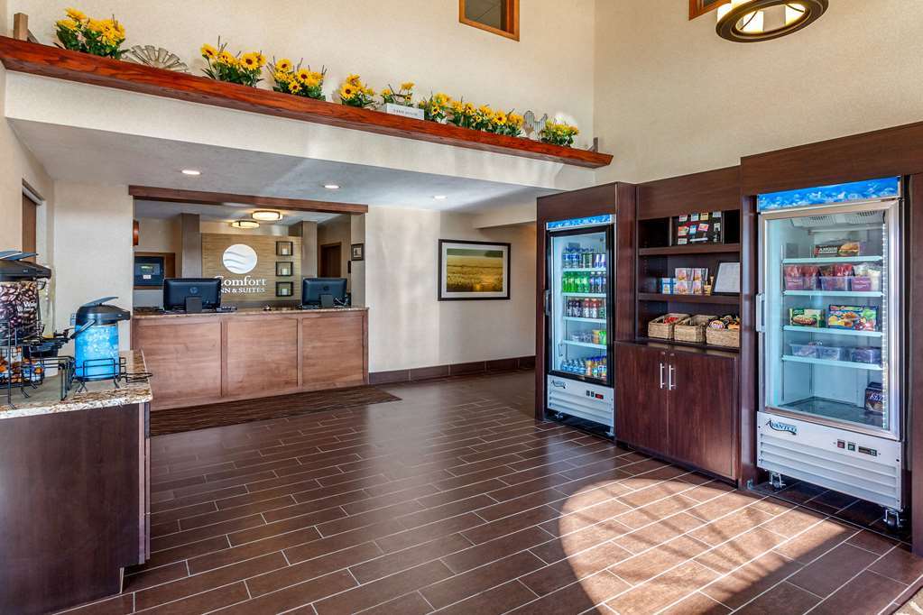 Comfort Inn & Suites Hays I-70 Intérieur photo