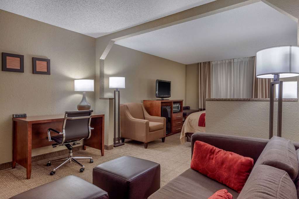 Comfort Inn & Suites Hays I-70 Chambre photo